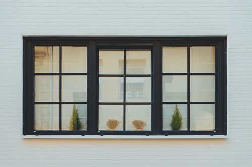 how-to-clean-high-windows-from-outside
