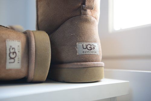 how-to-clean-mud-off-uggs