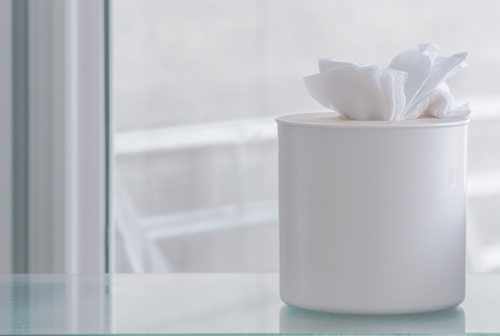 can-you-put-tissues-in-the-toilet
